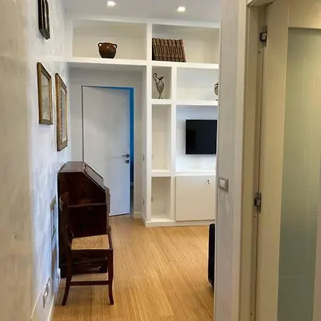 Manzoni Blue House By Ghor Apartment Rome
