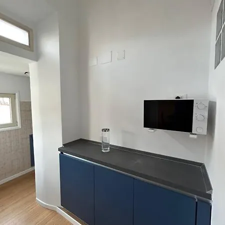 Manzoni Blue House By Ghor *