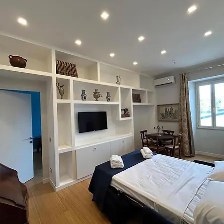 Manzoni Blue House By Ghor